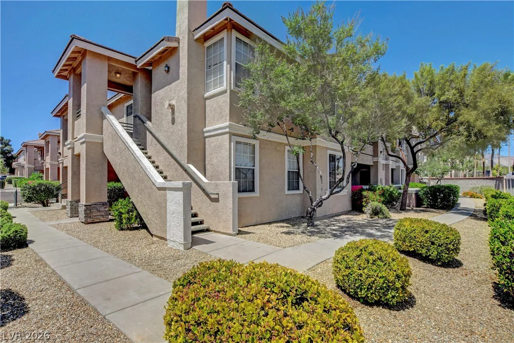 9901 Trailwood, Las Vegas, NV 89134