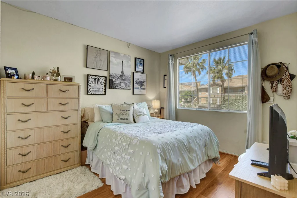 9901 Trailwood, Las Vegas, NV 89134