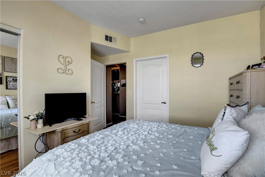 9901 Trailwood, Las Vegas, NV 89134