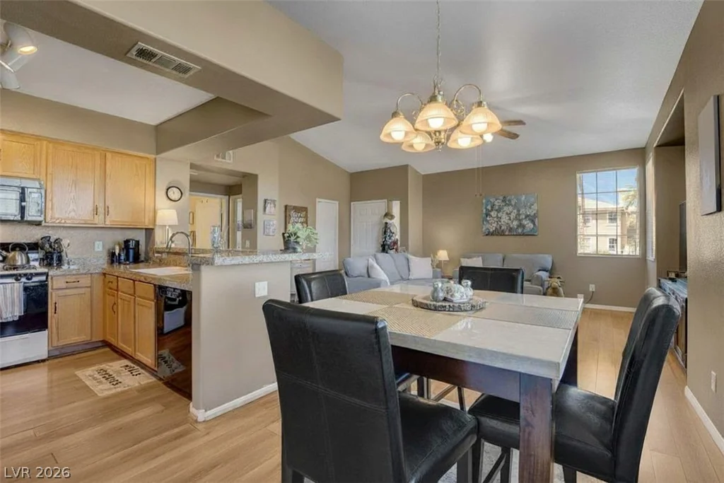 9901 Trailwood, Las Vegas, NV 89134