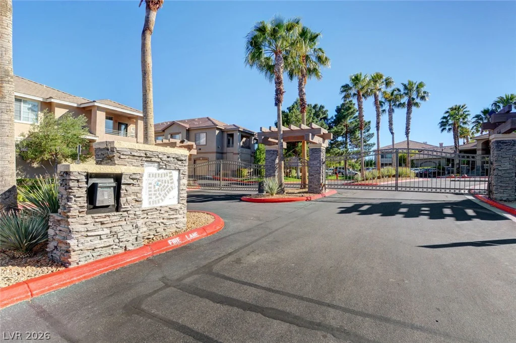 9901 Trailwood, Las Vegas, NV 89134