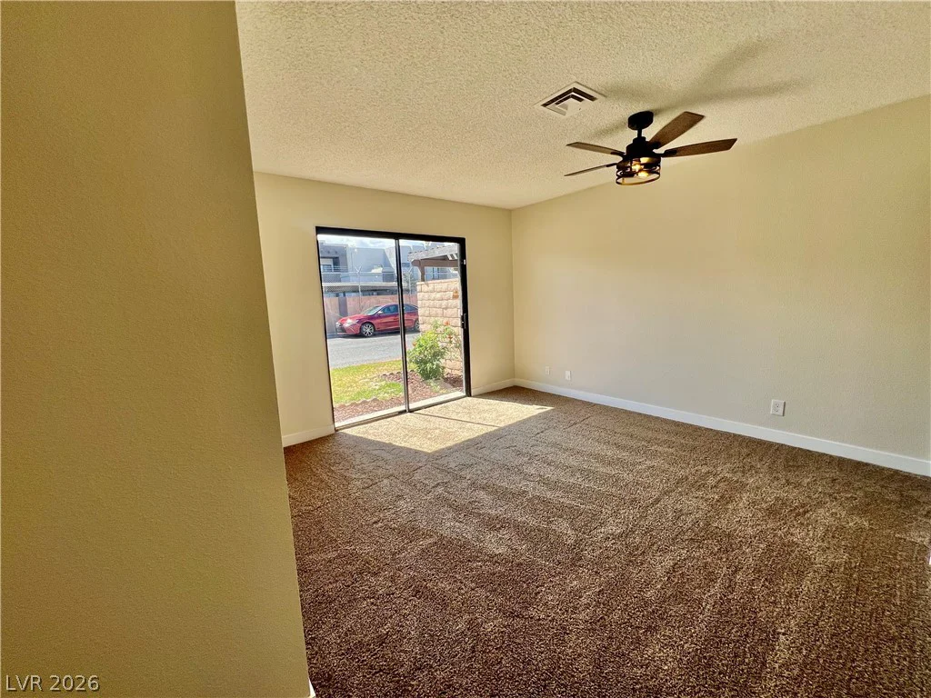 301 Misty Isle, Las Vegas, NV 89107