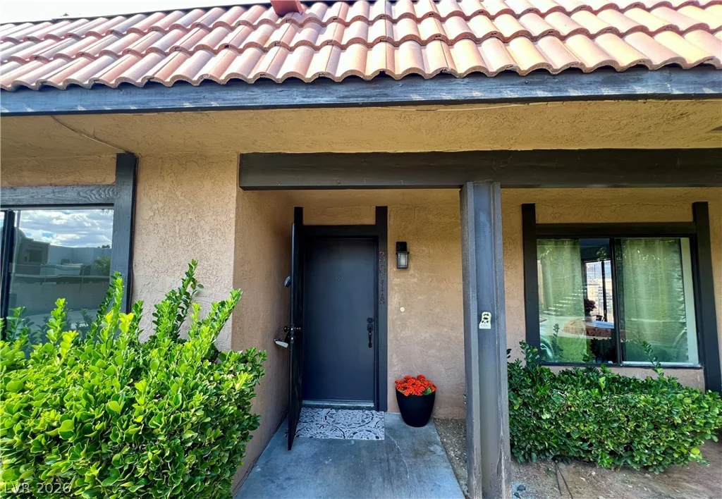 301 Misty Isle, Las Vegas, NV 89107