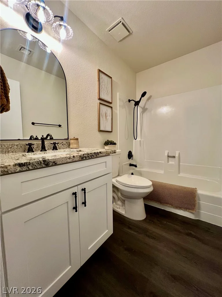 301 Misty Isle, Las Vegas, NV 89107