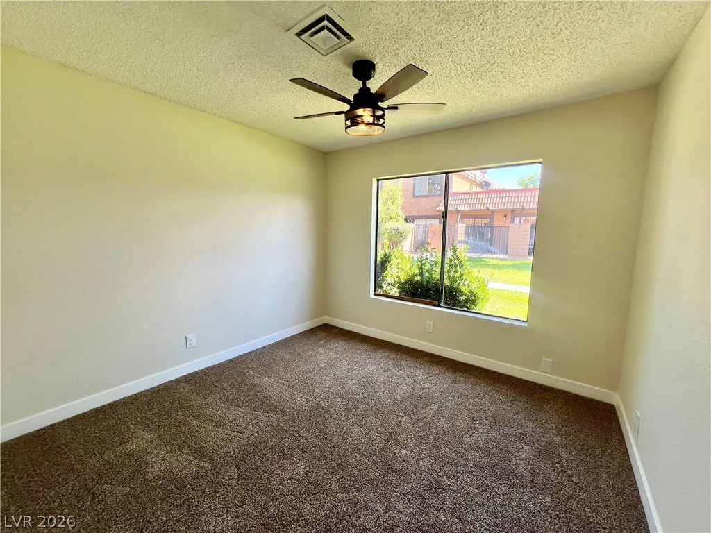 301 Misty Isle, Las Vegas, NV 89107