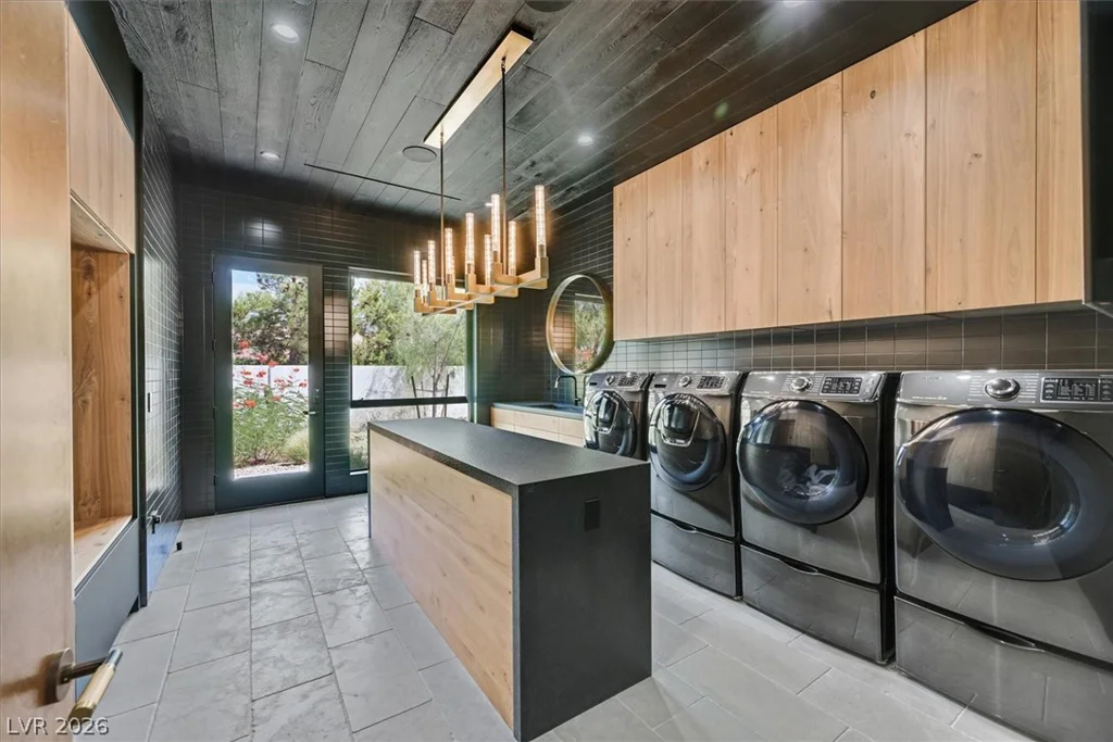 4155 Badura, Las Vegas, NV 89118