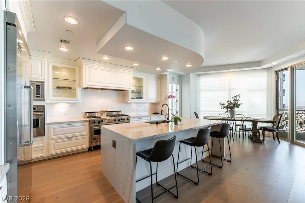9103 ALTA, Las Vegas, NV 89145