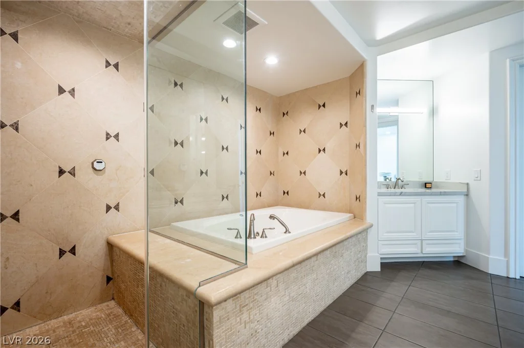 9103 ALTA, Las Vegas, NV 89145