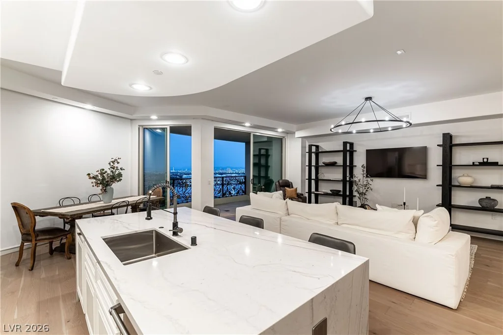 9103 ALTA, Las Vegas, NV 89145