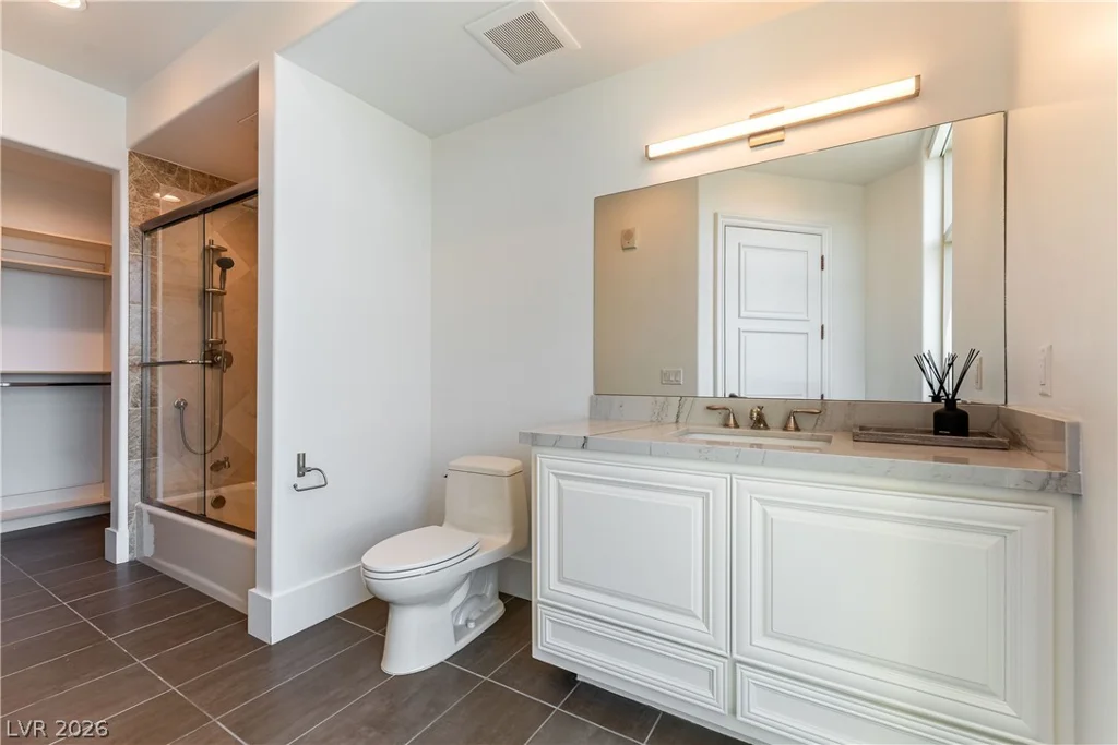 9103 ALTA, Las Vegas, NV 89145