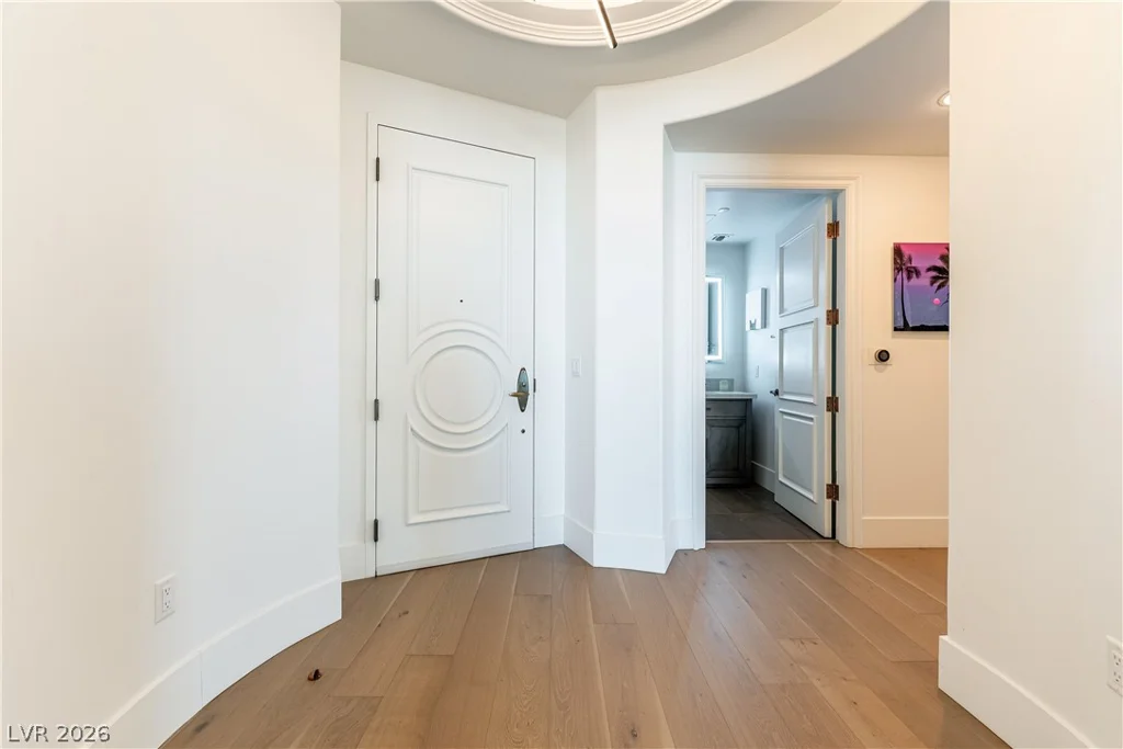 9103 ALTA, Las Vegas, NV 89145