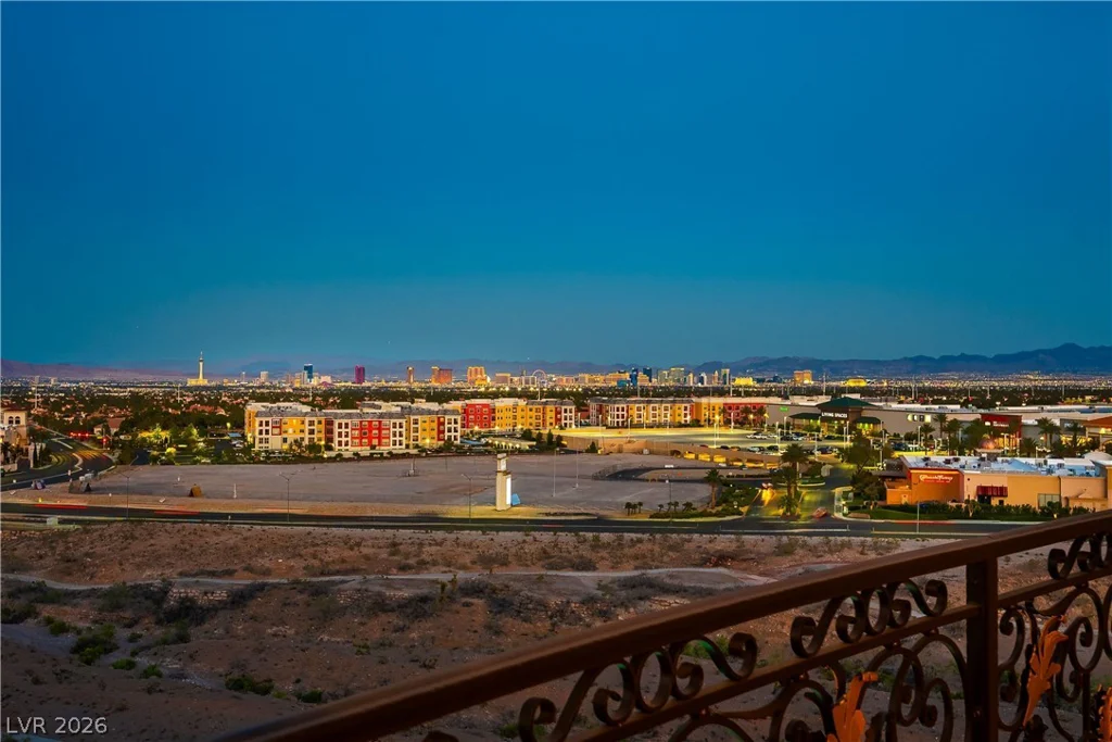 9103 ALTA, Las Vegas, NV 89145