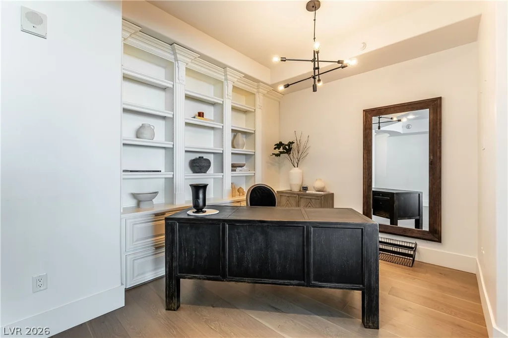 9103 ALTA, Las Vegas, NV 89145
