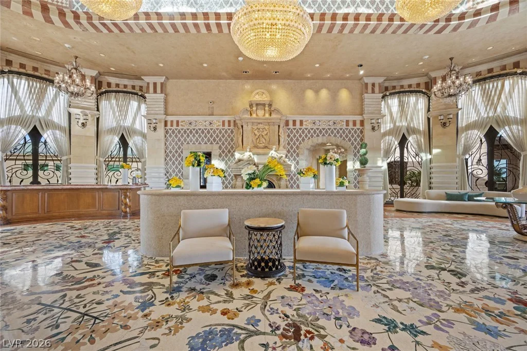 9103 ALTA, Las Vegas, NV 89145