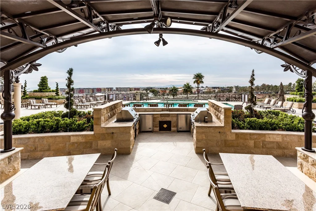 9103 ALTA, Las Vegas, NV 89145