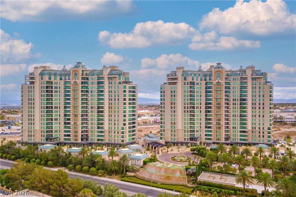 9103 ALTA, Las Vegas, NV 89145