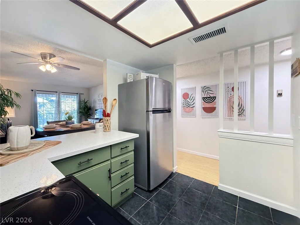 3823 Maryland, Las Vegas, NV 89119
