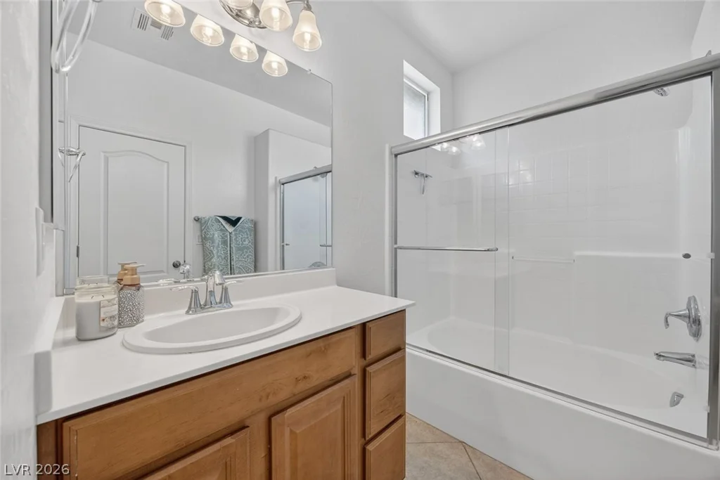 10617 Hartford Hills, Las Vegas, NV 89166