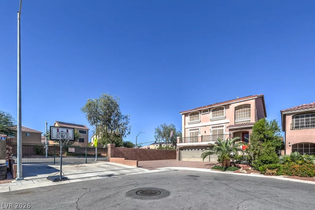 5490 Tulip Hill, Las Vegas, NV 89141