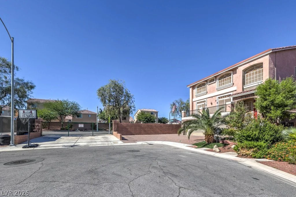 5490 Tulip Hill, Las Vegas, NV 89141