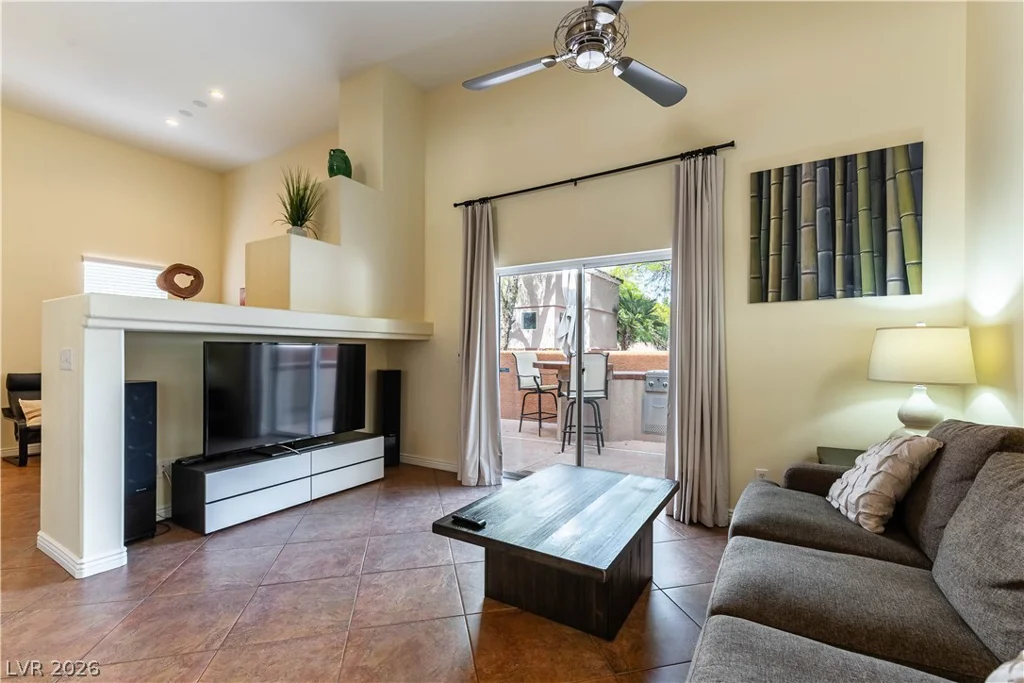 628 Chase Tree, Las Vegas, NV 89144