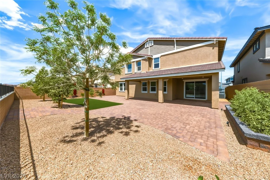 445 Winter Dove, Henderson, NV 89011