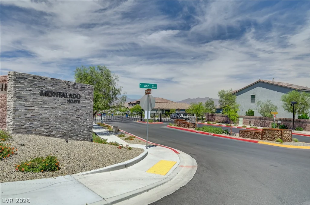 10843 Trail Mark, Las Vegas, NV 89166