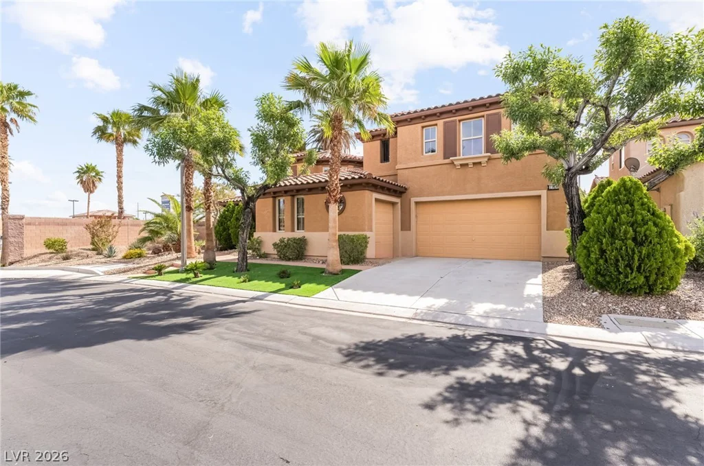 7702 Bear Ridge, Las Vegas, NV 89113