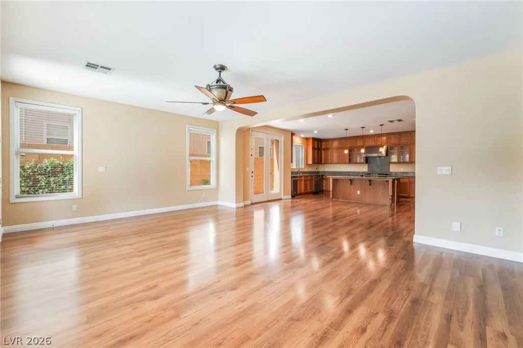 7702 Bear Ridge, Las Vegas, NV 89113