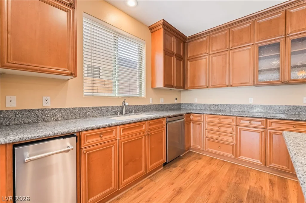 7702 Bear Ridge, Las Vegas, NV 89113