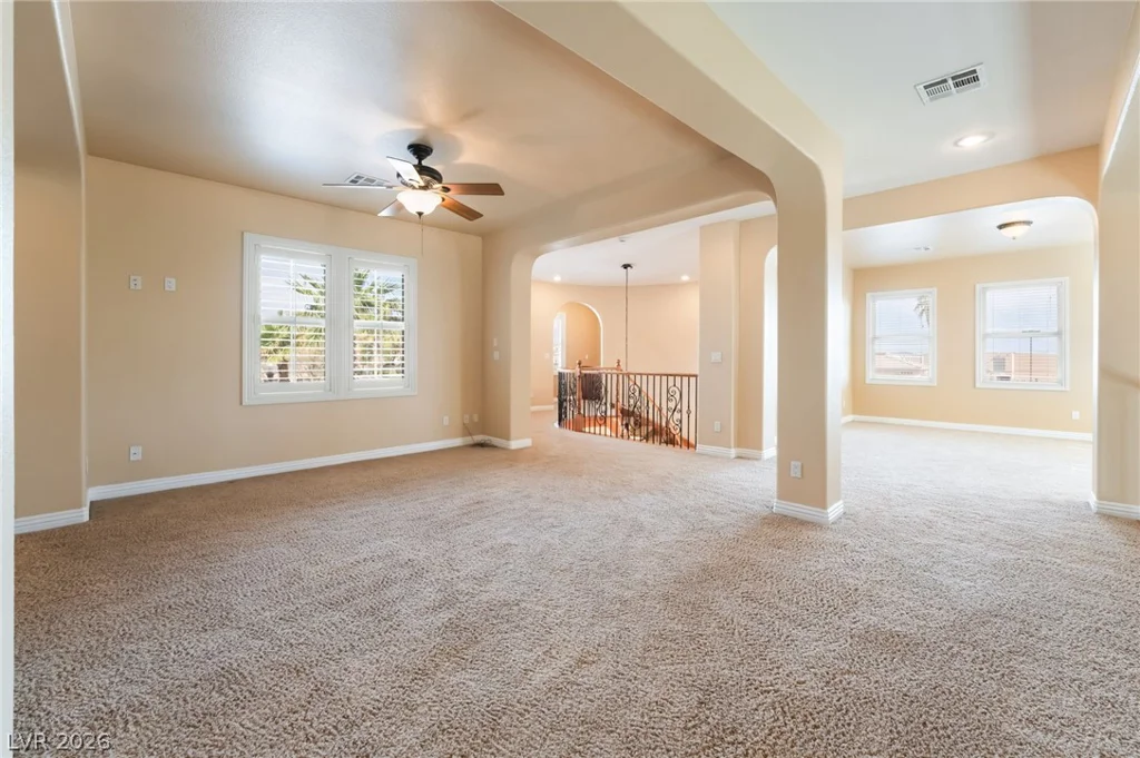 7702 Bear Ridge, Las Vegas, NV 89113