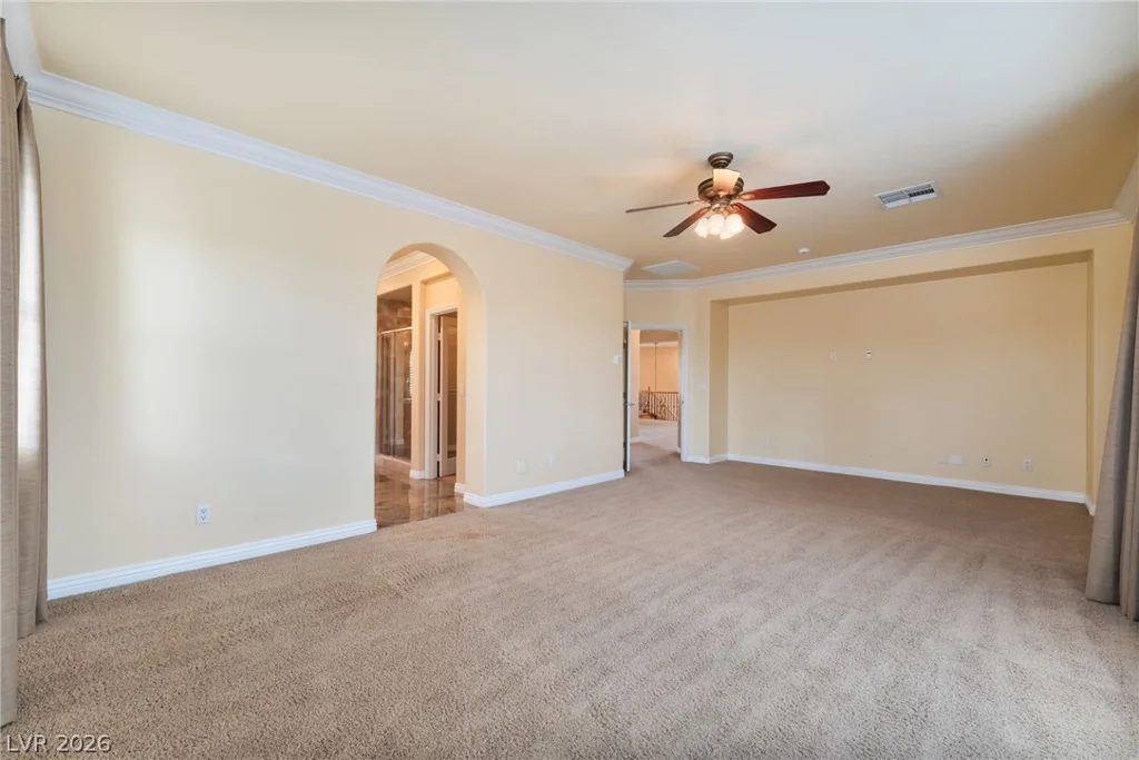 7702 Bear Ridge, Las Vegas, NV 89113
