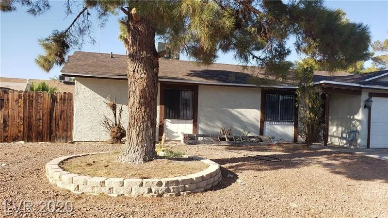5284 Wellesley, Las Vegas, NV 89122