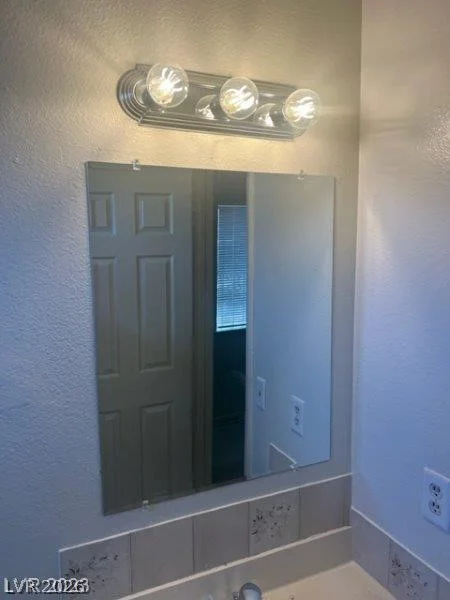 5284 Wellesley, Las Vegas, NV 89122
