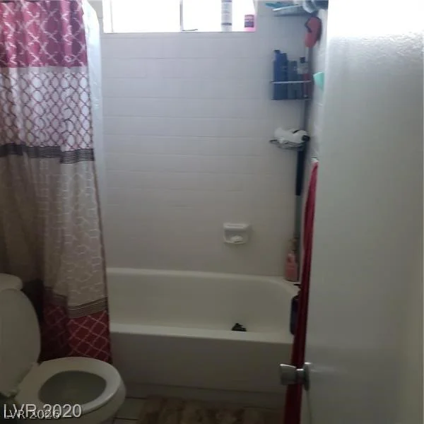 5284 Wellesley, Las Vegas, NV 89122