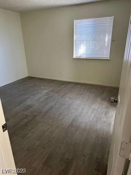 5284 Wellesley, Las Vegas, NV 89122