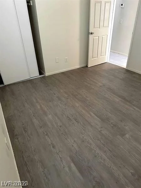 5284 Wellesley, Las Vegas, NV 89122