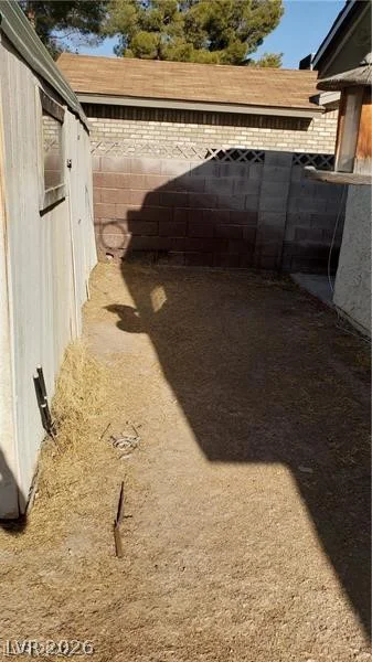 5284 Wellesley, Las Vegas, NV 89122