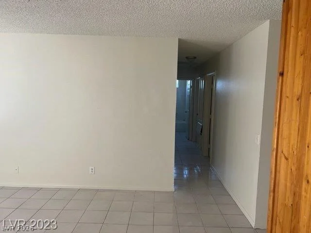 5284 Wellesley, Las Vegas, NV 89122