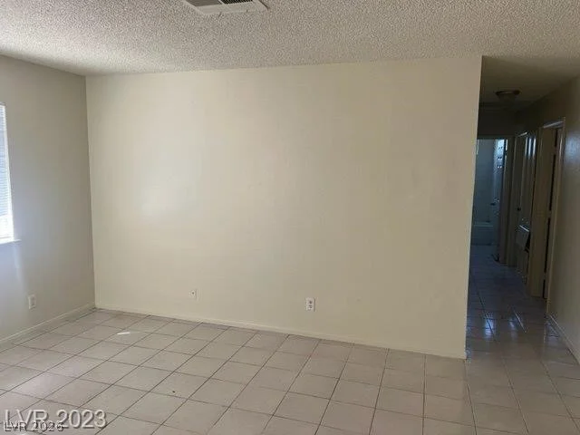 5284 Wellesley, Las Vegas, NV 89122