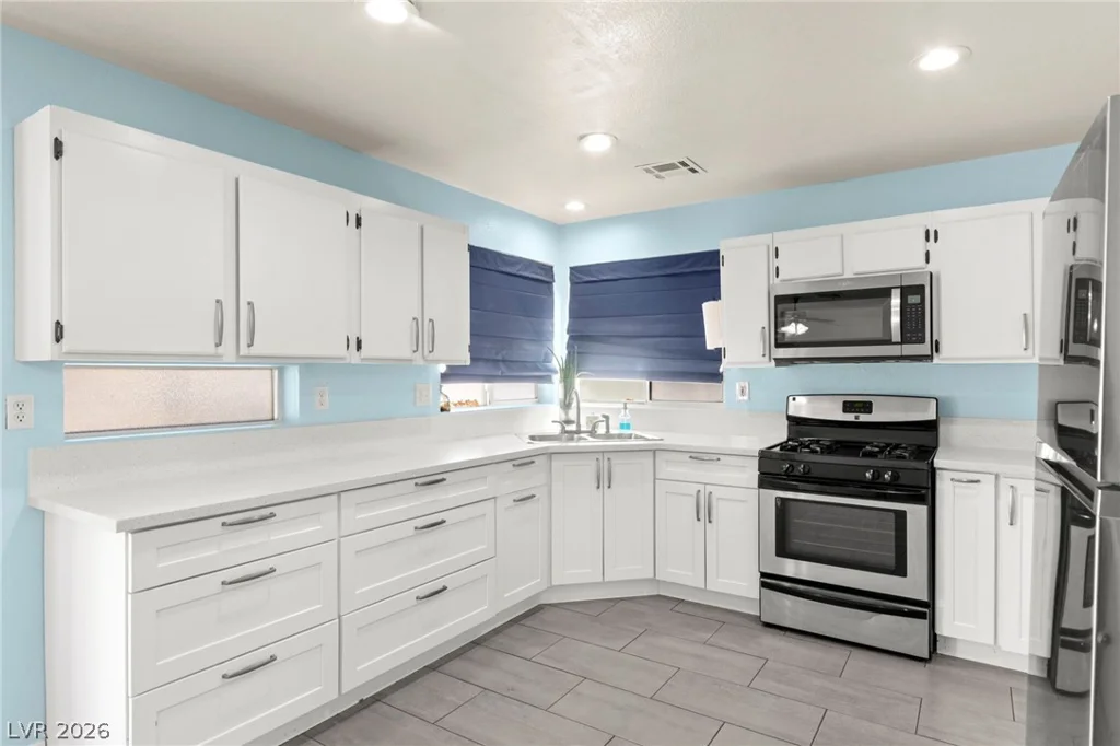 1524 Bonnie Castle, Las Vegas, NV 89108