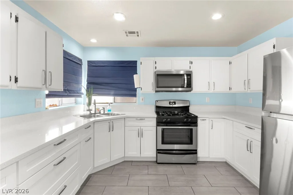 1524 Bonnie Castle, Las Vegas, NV 89108