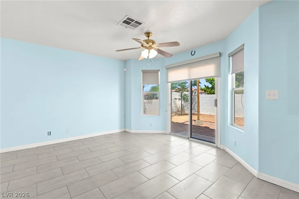 1524 Bonnie Castle, Las Vegas, NV 89108