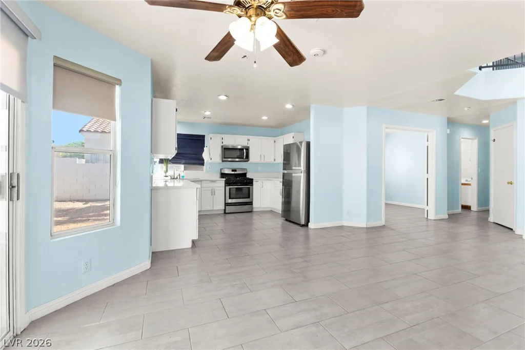 1524 Bonnie Castle, Las Vegas, NV 89108