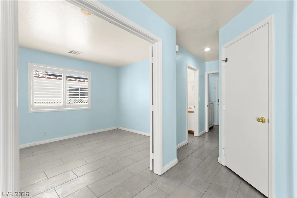 1524 Bonnie Castle, Las Vegas, NV 89108
