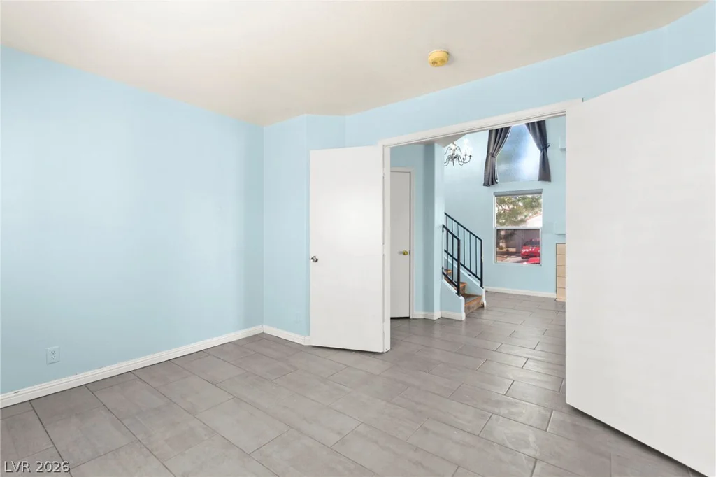 1524 Bonnie Castle, Las Vegas, NV 89108