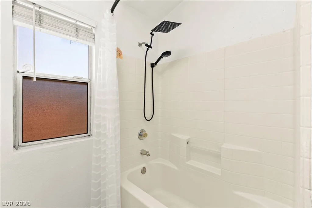 1524 Bonnie Castle, Las Vegas, NV 89108
