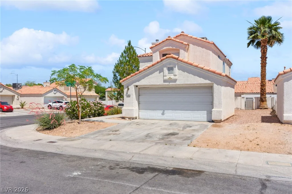 1524 Bonnie Castle, Las Vegas, NV 89108
