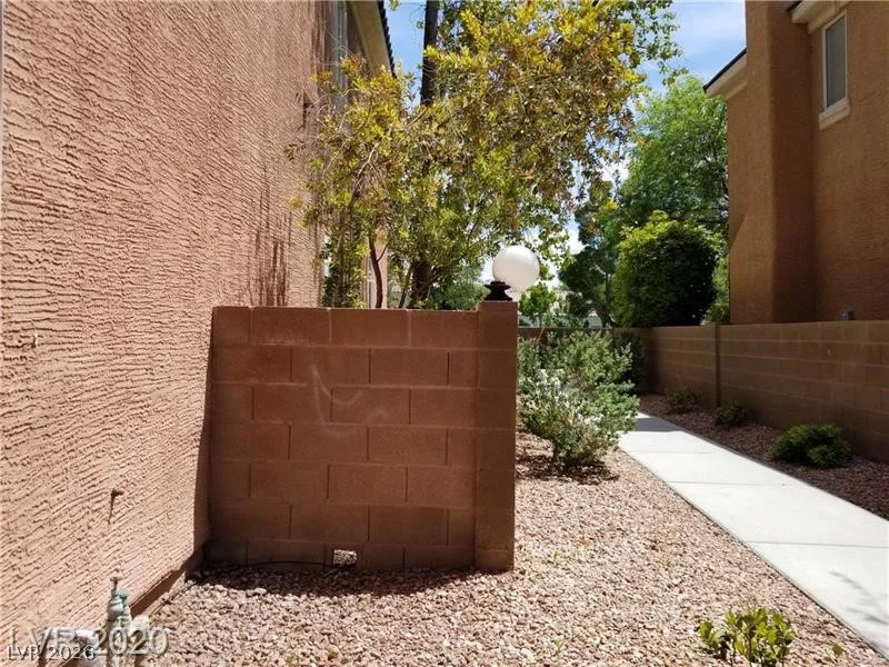 9937 La Paca, Las Vegas, NV 89117