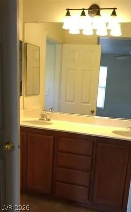 167 Desert Pond, Henderson, NV 89002